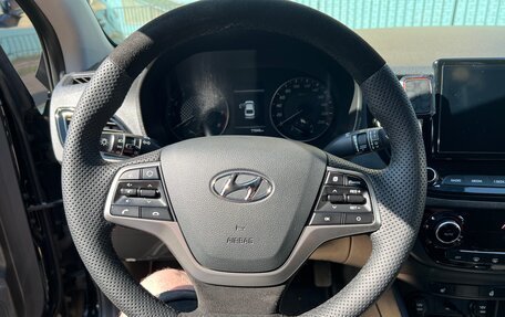 Hyundai Solaris II рестайлинг, 2021 год, 1 700 000 рублей, 21 фотография