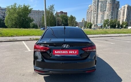 Hyundai Solaris II рестайлинг, 2021 год, 1 700 000 рублей, 11 фотография
