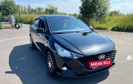 Hyundai Solaris II рестайлинг, 2021 год, 1 700 000 рублей, 7 фотография
