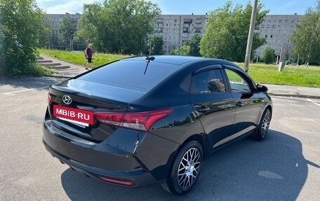 Hyundai Solaris II рестайлинг, 2021 год, 1 700 000 рублей, 9 фотография