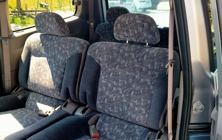 Nissan Serena II, 1999 год, 780 000 рублей, 9 фотография