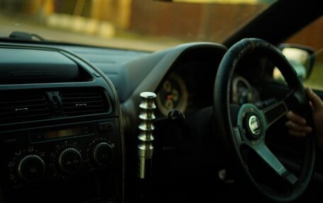 Toyota Altezza, 2000 год, 1 150 000 рублей, 19 фотография