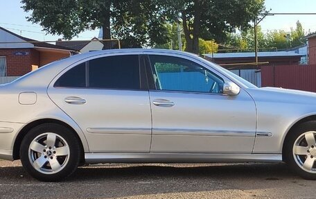Mercedes-Benz E-Класс, 2005 год, 1 100 000 рублей, 4 фотография