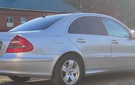 Mercedes-Benz E-Класс, 2005 год, 1 100 000 рублей, 5 фотография