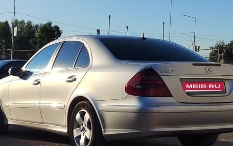 Mercedes-Benz E-Класс, 2005 год, 1 100 000 рублей, 7 фотография
