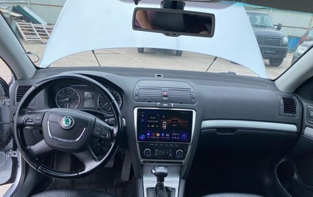 Skoda Octavia, 2010 год, 990 000 рублей, 4 фотография