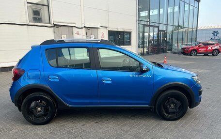 Renault Sandero II рестайлинг, 2018 год, 999 990 рублей, 4 фотография