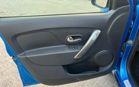 Renault Sandero II рестайлинг, 2018 год, 999 990 рублей, 10 фотография
