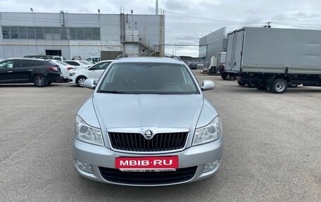 Skoda Octavia, 2010 год, 990 000 рублей, 2 фотография