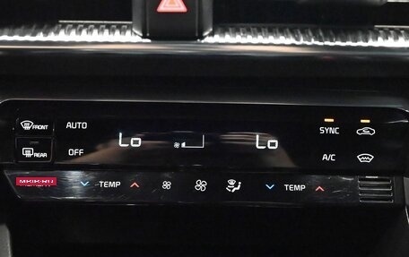 KIA K5, 2021 год, 2 500 000 рублей, 21 фотография