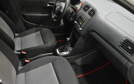 Volkswagen Polo VI (EU Market), 2010 год, 650 000 рублей, 12 фотография