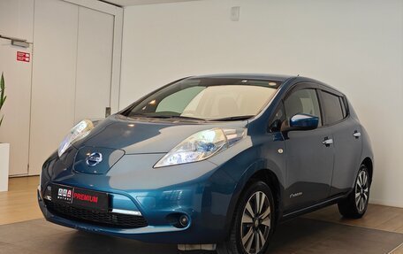 Nissan Leaf I, 2017 год, 590 000 рублей, 13 фотография