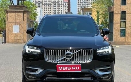 Volvo XC90 II рестайлинг, 2022 год, 3 650 000 рублей, 1 фотография