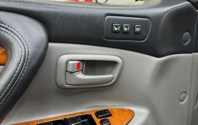Toyota Land Cruiser 100 рестайлинг 2, 2003 год, 2 500 000 рублей, 1 фотография