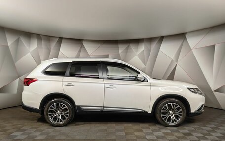 Mitsubishi Outlander III рестайлинг 3, 2018 год, 2 135 000 рублей, 6 фотография