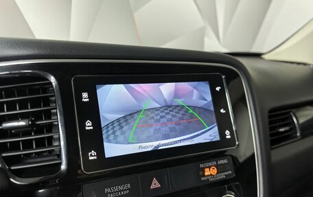Mitsubishi Outlander III рестайлинг 3, 2018 год, 2 135 000 рублей, 16 фотография