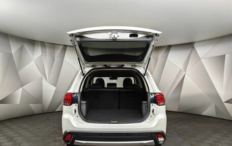 Mitsubishi Outlander III рестайлинг 3, 2018 год, 2 135 000 рублей, 20 фотография