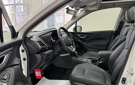 Subaru Forester, 2020 год, 2 300 000 рублей, 10 фотография