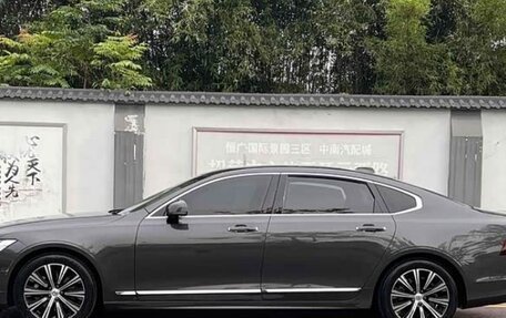 Volvo S90 II рестайлинг, 2022 год, 2 500 888 рублей, 3 фотография