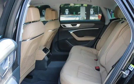 Audi A6, 2022 год, 4 380 000 рублей, 15 фотография