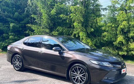Toyota Camry, 2019 год, 2 530 000 рублей, 2 фотография