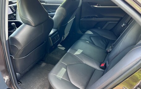Toyota Camry, 2019 год, 2 530 000 рублей, 10 фотография