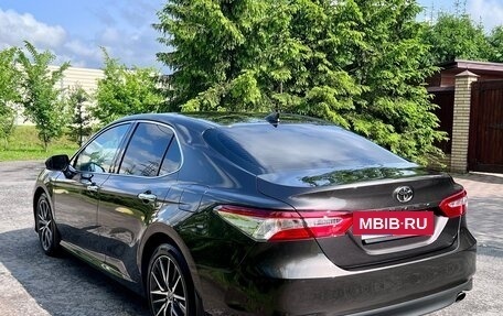 Toyota Camry, 2019 год, 2 530 000 рублей, 5 фотография