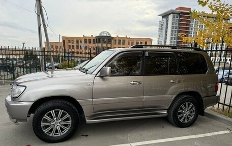 Toyota Land Cruiser 100 рестайлинг 2, 2003 год, 2 500 000 рублей, 14 фотография