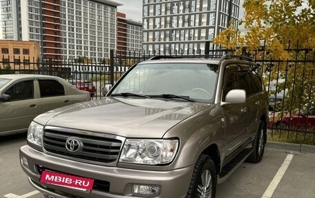 Toyota Land Cruiser 100 рестайлинг 2, 2003 год, 2 500 000 рублей, 15 фотография