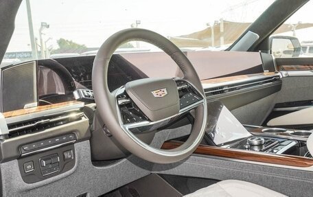 Cadillac Escalade V, 2025 год, 23 390 000 рублей, 7 фотография