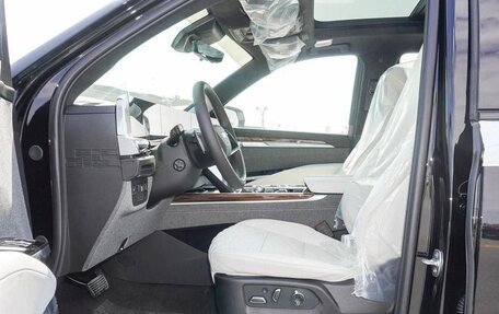 Cadillac Escalade V, 2025 год, 23 390 000 рублей, 19 фотография