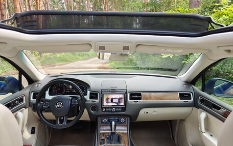 Volkswagen Touareg III, 2016 год, 3 900 000 рублей, 24 фотография