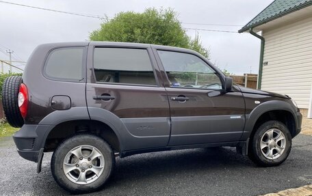 Chevrolet Niva I рестайлинг, 2011 год, 555 000 рублей, 4 фотография