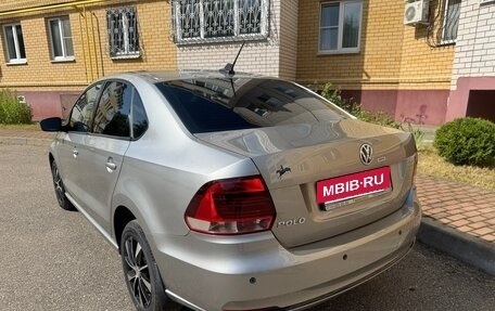 Volkswagen Polo VI (EU Market), 2017 год, 850 000 рублей, 3 фотография