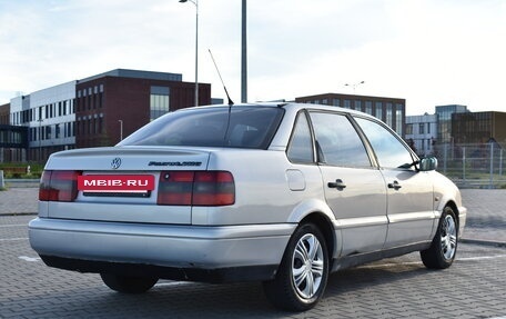 Volkswagen Passat B4, 1996 год, 175 000 рублей, 3 фотография