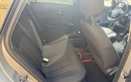 Volkswagen Polo VI (EU Market), 2017 год, 850 000 рублей, 15 фотография