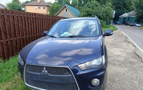 Mitsubishi Outlander III рестайлинг 3, 2012 год, 980 000 рублей, 2 фотография