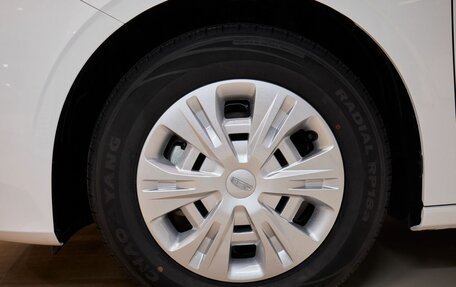 Geely Emgrand, 2024 год, 2 243 990 рублей, 13 фотография