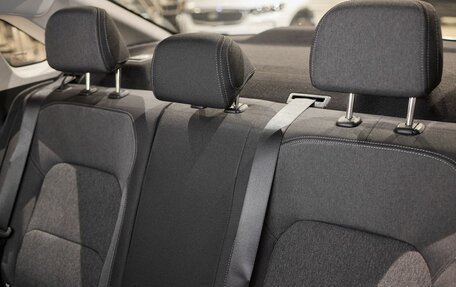 Geely Emgrand, 2024 год, 2 243 990 рублей, 28 фотография