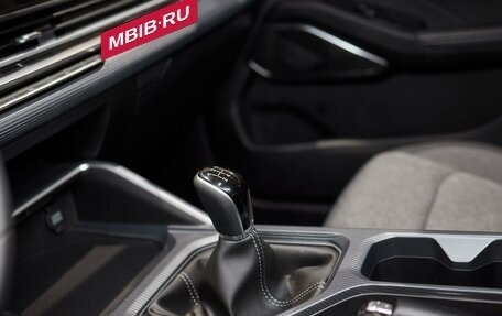 Geely Emgrand, 2024 год, 2 243 990 рублей, 18 фотография