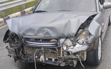 Hyundai Sonata IV рестайлинг, 2005 год, 300 000 рублей, 1 фотография