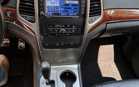 Jeep Grand Cherokee, 2012 год, 2 200 000 рублей, 10 фотография