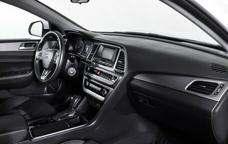 Hyundai Sonata VII, 2019 год, 1 907 000 рублей, 11 фотография