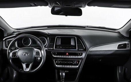 Hyundai Sonata VII, 2019 год, 1 907 000 рублей, 13 фотография
