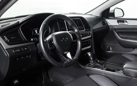 Hyundai Sonata VII, 2019 год, 1 907 000 рублей, 15 фотография