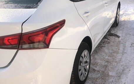Hyundai Solaris II рестайлинг, 2018 год, 920 000 рублей, 5 фотография