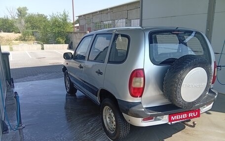 Chevrolet Niva I рестайлинг, 2004 год, 280 000 рублей, 4 фотография