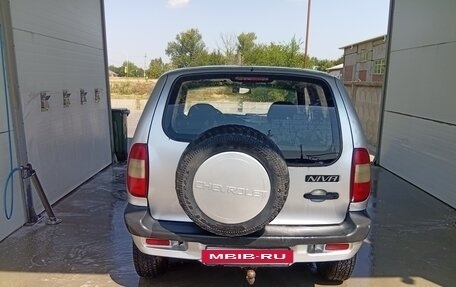 Chevrolet Niva I рестайлинг, 2004 год, 280 000 рублей, 5 фотография