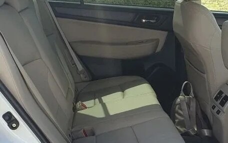 Subaru Outback IV рестайлинг, 2017 год, 2 350 000 рублей, 17 фотография