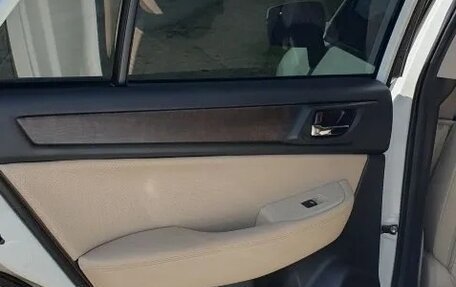 Subaru Outback IV рестайлинг, 2017 год, 2 350 000 рублей, 18 фотография